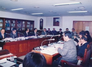 1997.12.12.~19. 예산결산특별위원회 활동(소회의실) 첨부파일