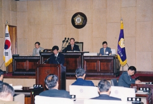 2001.5.21. 제98회 임시회 3차 본회의 첨부파일