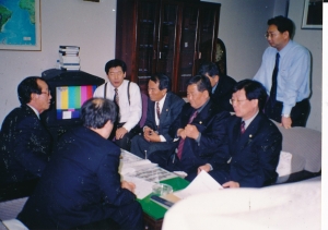 2001.11.5. 국회방문 대구선 이설 국비지원 요청 첨부파일